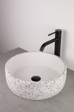 Carica l'immagine nel visualizzatore di Gallery, LAVABO DA APPOGGIO IN CEMENTO - disponibile in vari colori 🎨