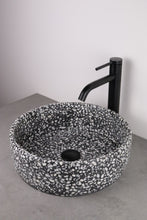 Carica l'immagine nel visualizzatore di Gallery, LAVABO DA APPOGGIO IN CEMENTO - disponibile in vari colori 🎨