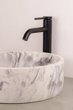 Carica l'immagine nel visualizzatore di Gallery, LAVABO DA APPOGGIO IN CEMENTO - disponibile in vari colori 🎨