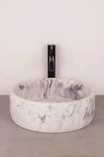 Carica l'immagine nel visualizzatore di Gallery, LAVABO DA APPOGGIO IN CEMENTO - disponibile in vari colori 🎨